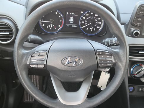 Used 2020 Hyundai Kona SE FWD image 16