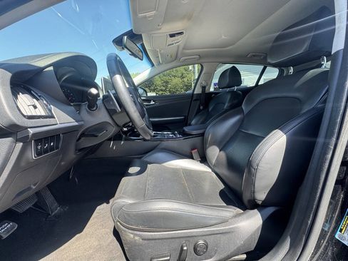 Used 2019 Kia Stinger w/ Option Group 015 AWD/4WD image 9