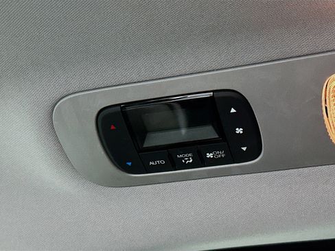 Used 2018 Honda Odyssey Touring image 28