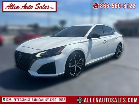 Used 2023 Nissan Altima 2.5 SR FWD image 1