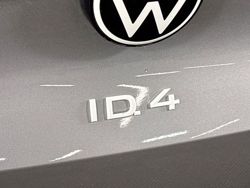Certified 2024 Volkswagen ID.4 2WD image 25