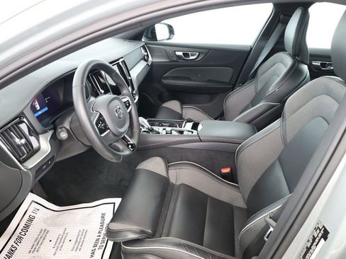 Used 2024 Volvo S60 T8 Ultimate w/ Climate Package image 21