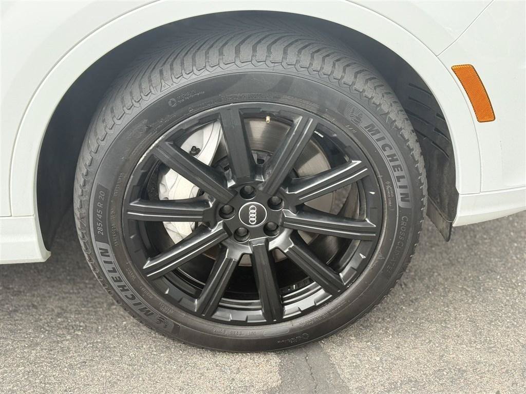 Used 2019 Audi Q7 3.0T Premium Plus w/ Premium Plus Package AWD/4WD image 9