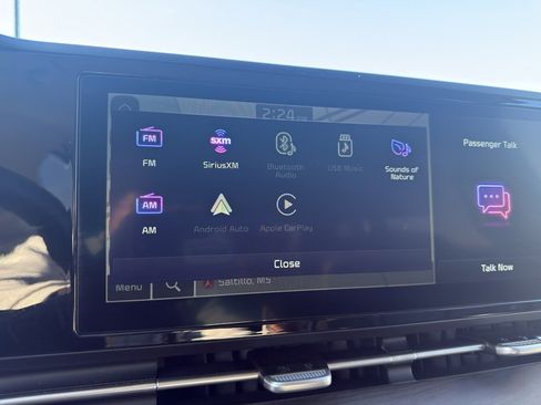 Used 2024 Kia Carnival EX image 19