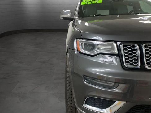 Used 2017 Jeep Grand Cherokee Summit AWD/4WD image 30