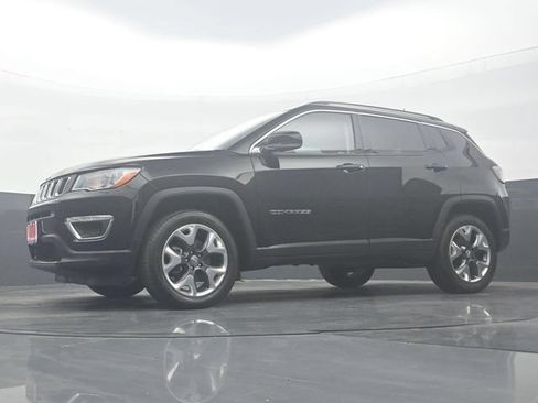 Used 2021 Jeep Compass Limited w/ Sun and Sound Group AWD/4WD image 30