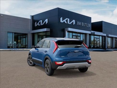 New 2026 Kia Niro EX image 4