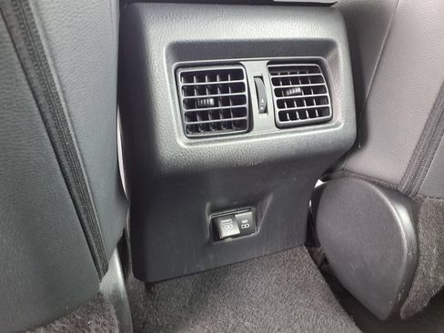Used 2025 Toyota Camry SE FWD image 22
