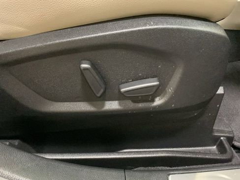 Used 2023 Ford Edge Titanium w/ Equipment Group 301A image 12