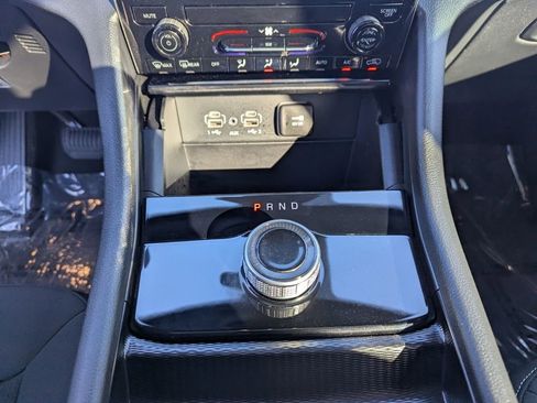 Used 2025 Jeep Grand Cherokee Laredo X w/ Trailer Tow Package image 26