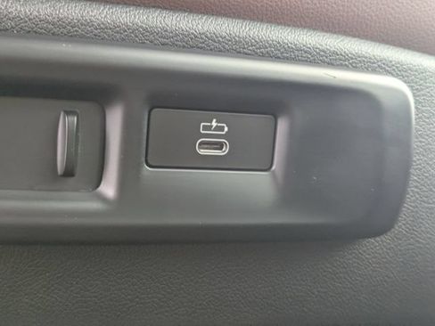 Used 2021 BMW X5 sDrive40i w/ Premium Package RWD image 19