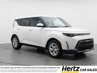 Used 2025 Kia Soul LX w/ LX Technology Package