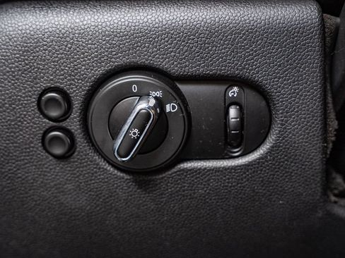 Used 2014 MINI Cooper 2-Door Hardtop FWD image 25