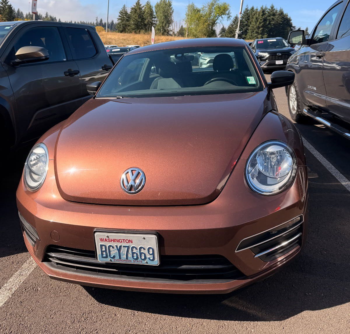 Used 2017 Volkswagen Beetle 1.8T Classic FWD image 1