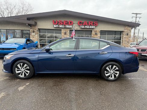 Used 2021 Nissan Altima 2.5 S FWD image 8
