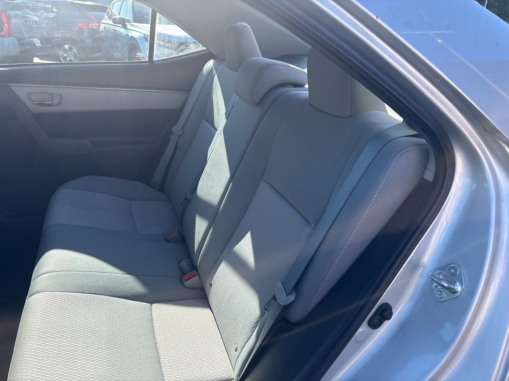 Used 2014 Toyota Corolla LE FWD image 12