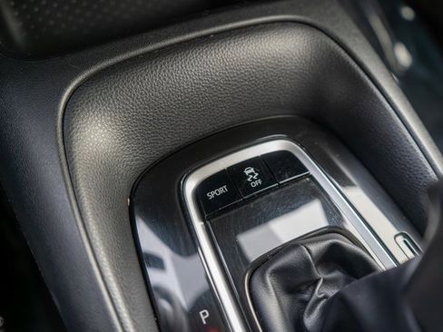 Used 2022 Toyota Corolla SE image 29