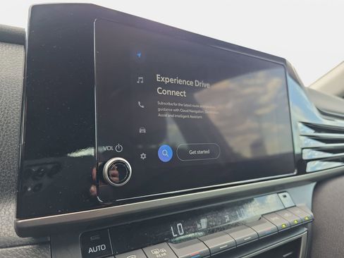 Used 2025 Toyota Camry LE image 20