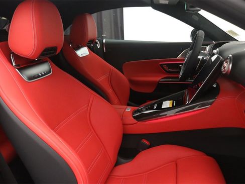 New 2026 Mercedes-Benz SL 55 AMG 4MATIC image 9