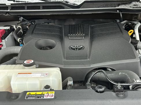 Used 2023 Toyota Tundra 1794 Edition AWD/4WD image 37