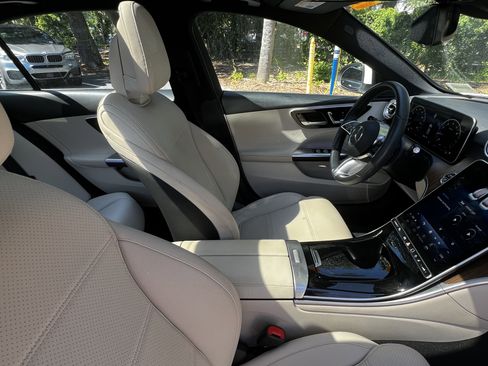 Used 2023 Mercedes-Benz C 300 Sedan image 45