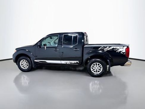 Used 2016 Nissan Frontier SV w/ SV Value Truck Package AWD/4WD image 10
