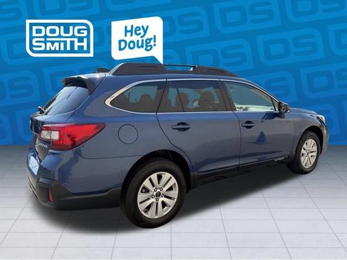 Used 2019 Subaru Outback 2.5i Premium AWD/4WD image 4