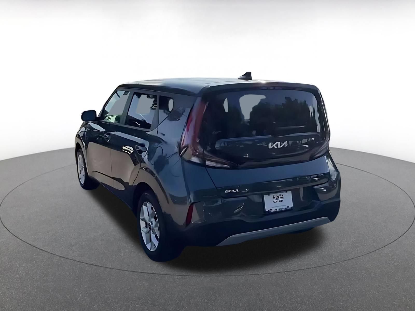 Used 2025 Kia Soul LX w/ LX Technology Package FWD image 10