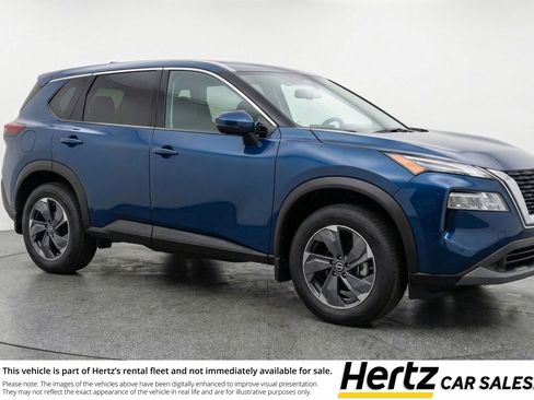 Used 2025 Nissan Rogue SV image 1