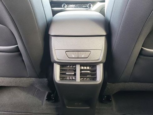 New 2026 Chevrolet Equinox RS w/ Convenience Package III AWD/4WD image 9
