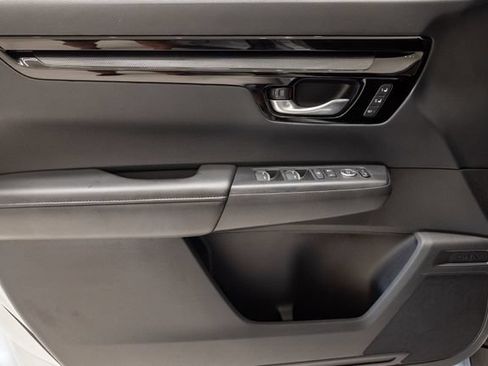 Used 2025 Honda CR-V EX-L image 8