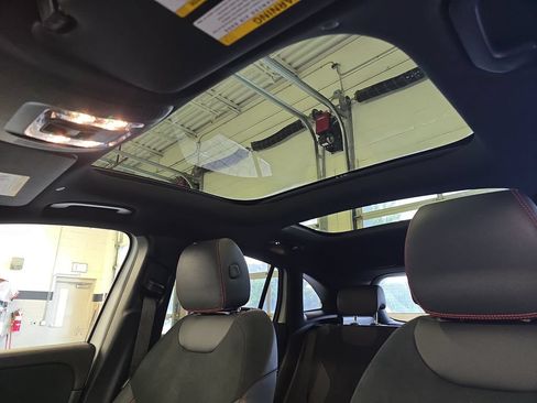 Certified 2023 Mercedes-Benz GLA 250 image 33