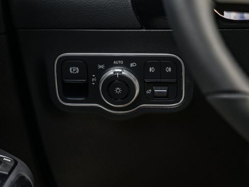 New 2026 Mercedes-Benz GLA 250 4MATIC image 14