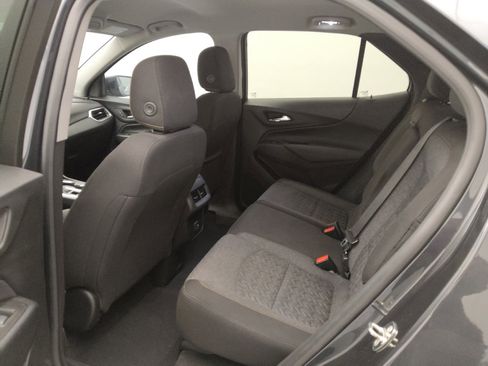 Used 2022 Chevrolet Equinox LT FWD image 18
