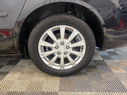 Used 2011 Buick Lucerne CXL w/ Driver Confidence Package image 24