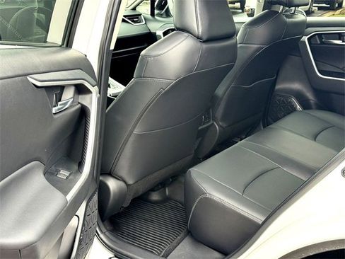 Used 2024 Toyota RAV4 XLE Premium image 26