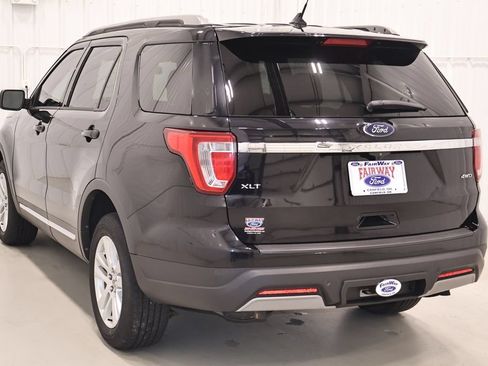Certified 2019 Ford Explorer XLT w/ Equipment Group 201A AWD/4WD image 8