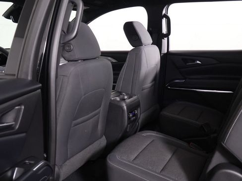 Used 2026 Chevrolet Traverse LT w/ Driver Confidence Package AWD/4WD image 29