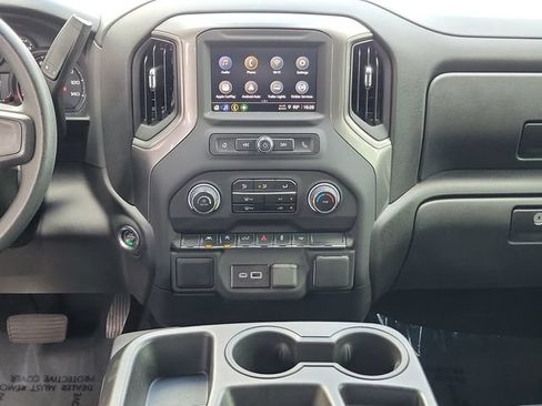 Certified 2025 Chevrolet Silverado 1500 Custom w/ Turbomax Blackout Package RWD image 18