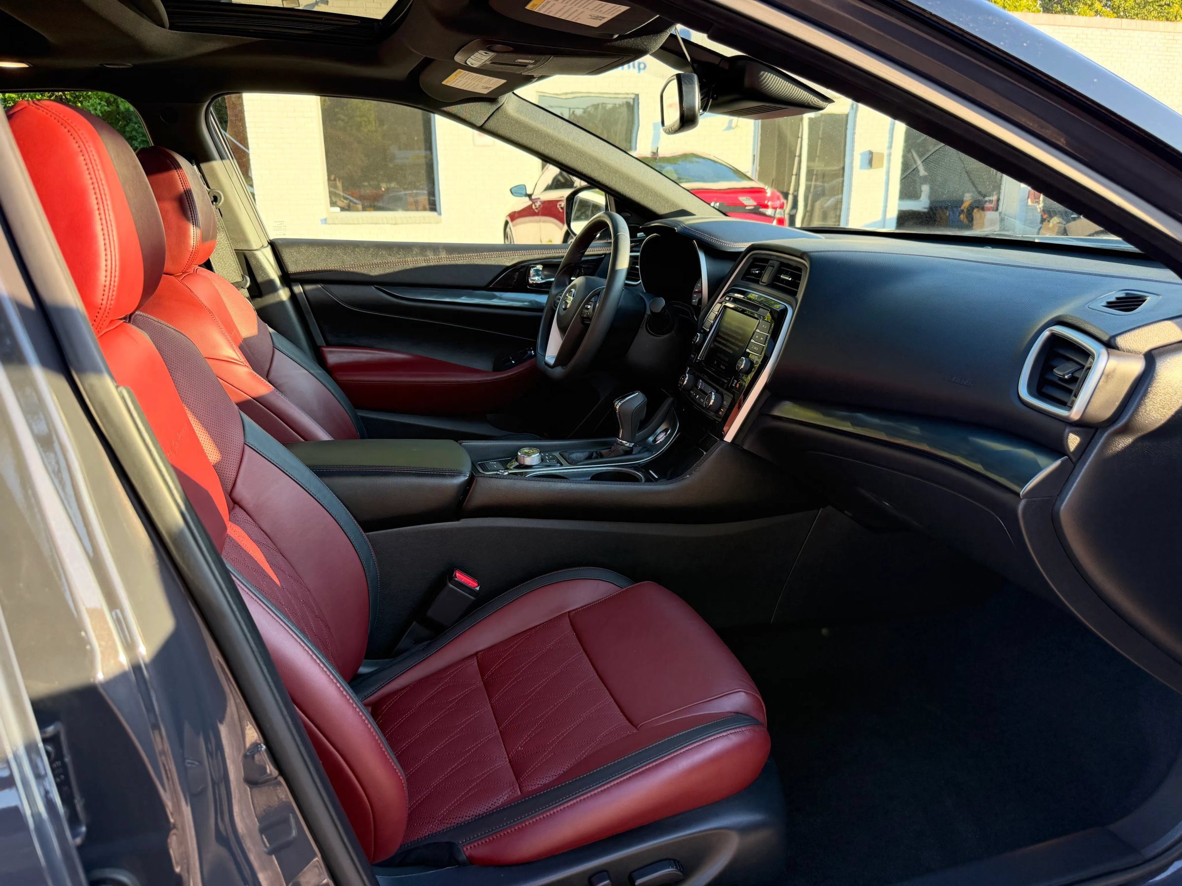 Used 2021 Nissan Maxima Platinum w/ 40th Anniversary Package FWD image 12
