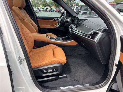 Used 2026 BMW X5 xDrive40i AWD/4WD image 17
