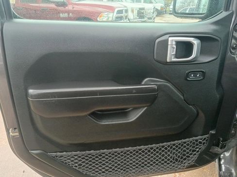 Used 2021 Jeep Wrangler Unlimited Sport w/ Cold Weather Group AWD/4WD image 20