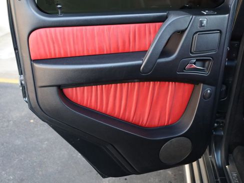 Used 2016 Mercedes-Benz G 550 4MATIC 4dr G 550 image 17