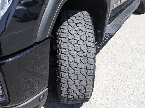 Used 2022 GMC Sierra 2500 AT4 w/ AT4 Preferred Package AWD/4WD image 46