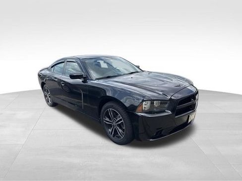 Used 2014 Dodge Charger SXT Plus AWD/4WD image 3