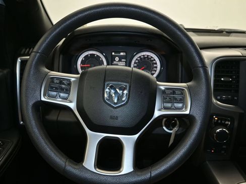 Used 2022 RAM 1500 Warlock AWD/4WD image 13
