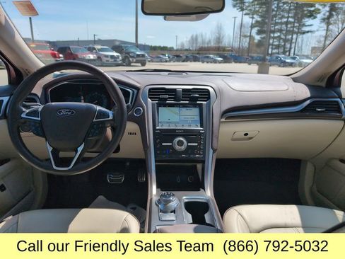 Used 2017 Ford Fusion Platinum image 12