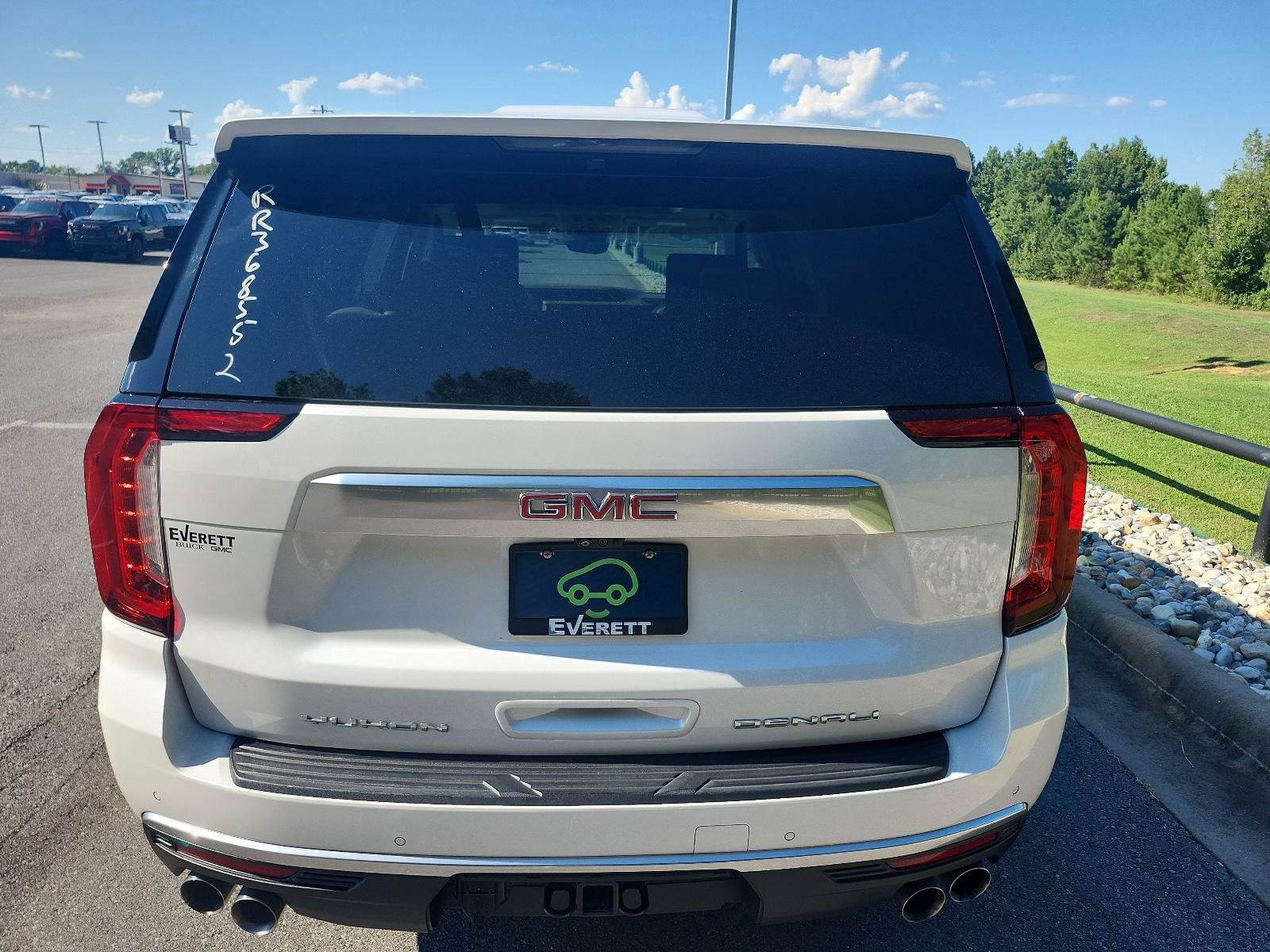 Certified 2024 GMC Yukon Denali w/ Denali Reserve Package AWD/4WD image 5