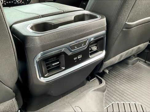 Used 2023 GMC Sierra 1500 SLT w/ SLT Premium Plus Package AWD/4WD image 13