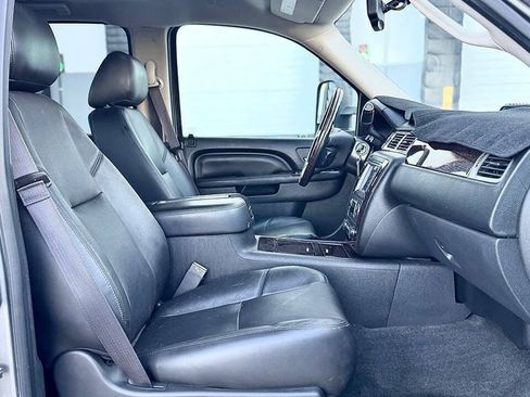 Used 2013 GMC Sierra 3500 Denali AWD/4WD image 33